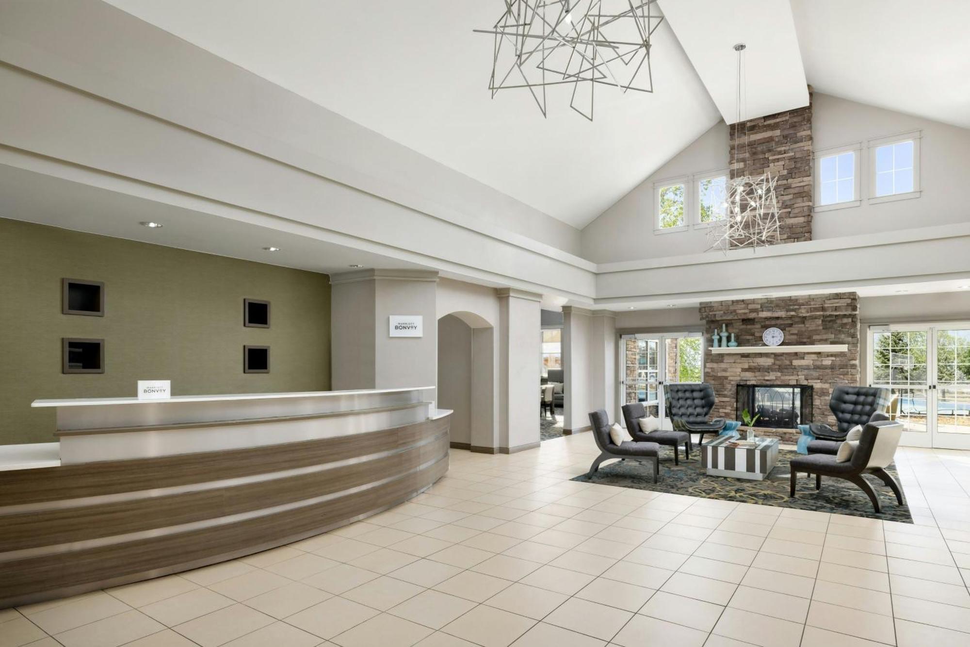 Residence Inn Des Moines West At Jordan Creek Town Center West Des Moines Exterior photo